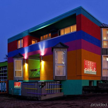 Petul Apart Hotel Ernestine Ессен Екстер'єр фото