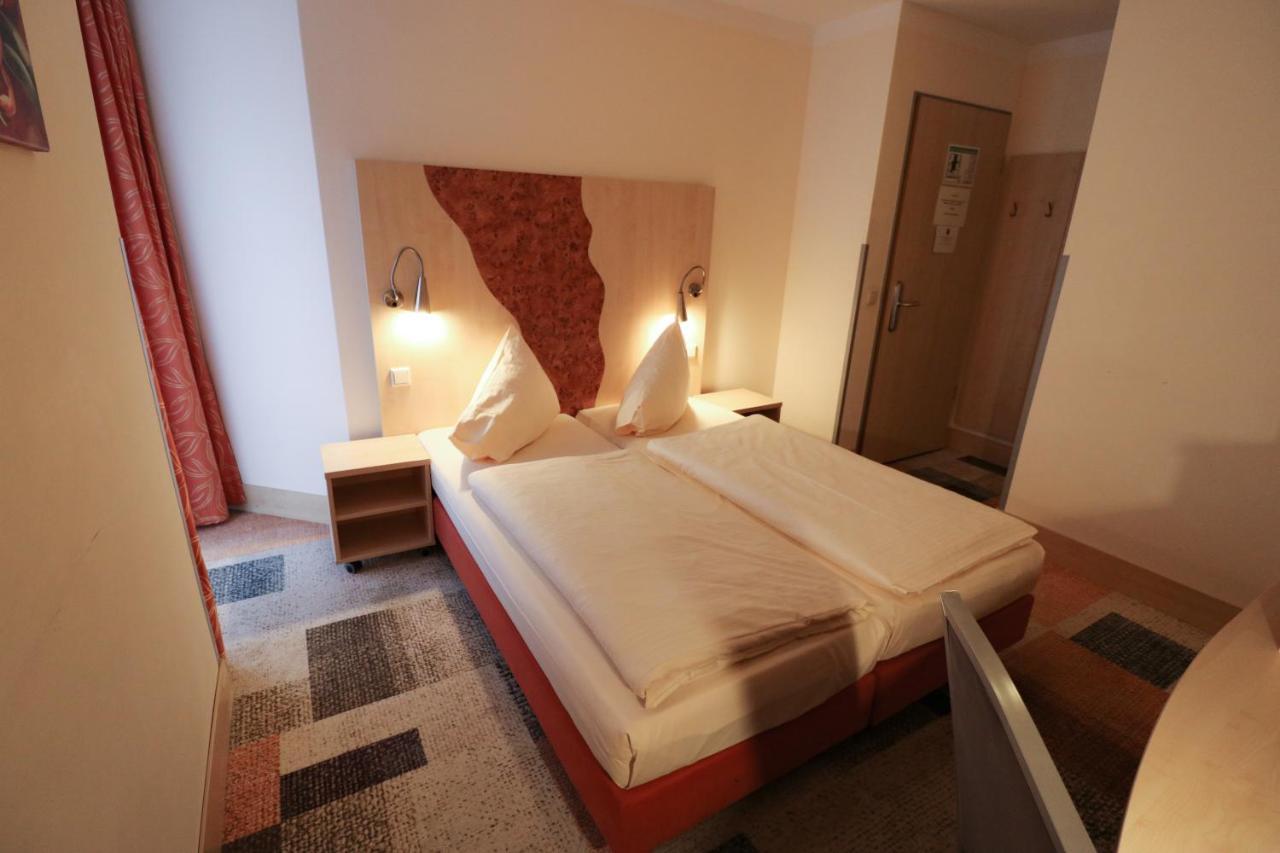 Petul Apart Hotel Ernestine Ессен Екстер'єр фото