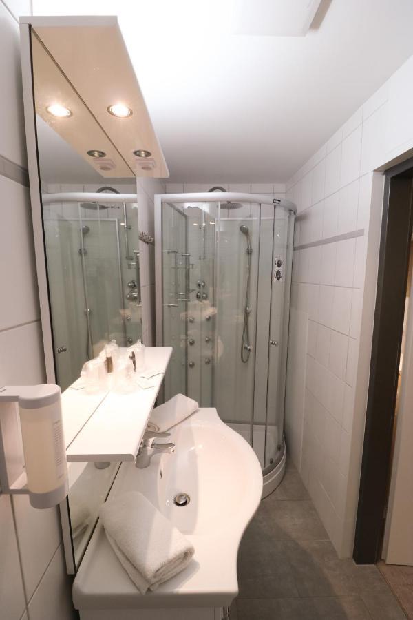 Petul Apart Hotel Ernestine Ессен Екстер'єр фото