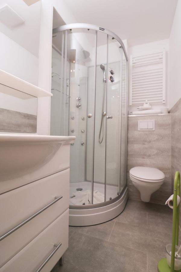 Petul Apart Hotel Ernestine Ессен Екстер'єр фото