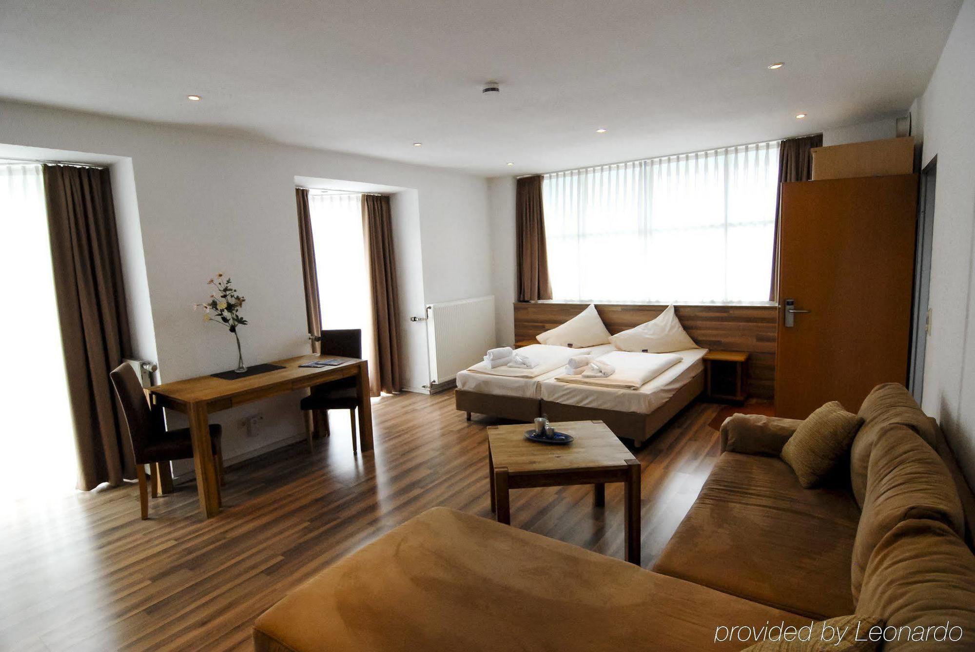 Petul Apart Hotel Ernestine Ессен Екстер'єр фото