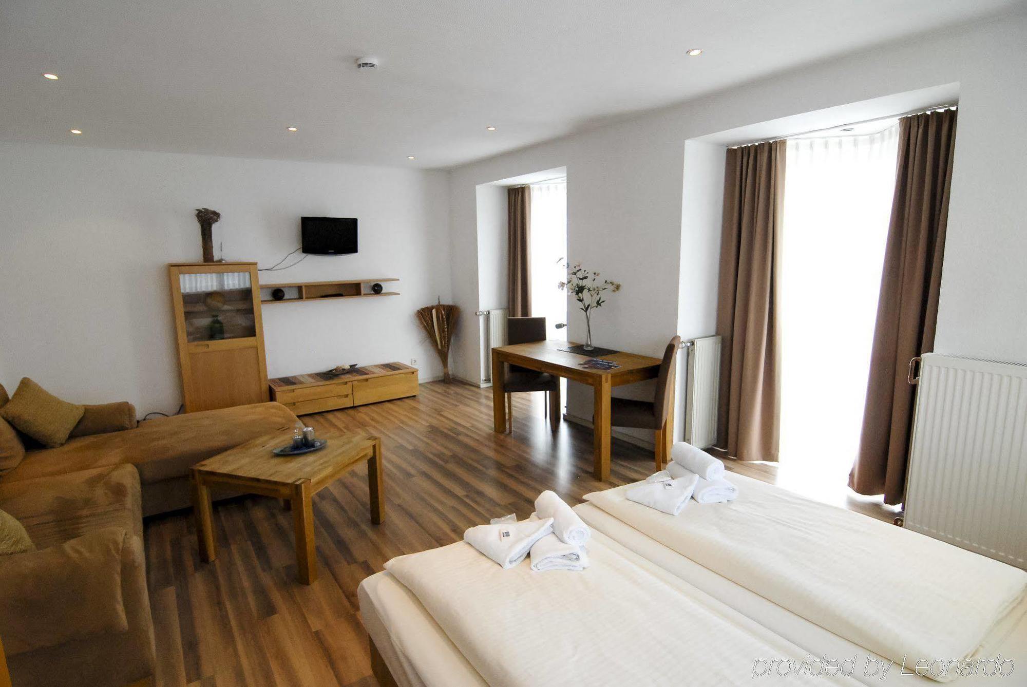 Petul Apart Hotel Ernestine Ессен Екстер'єр фото